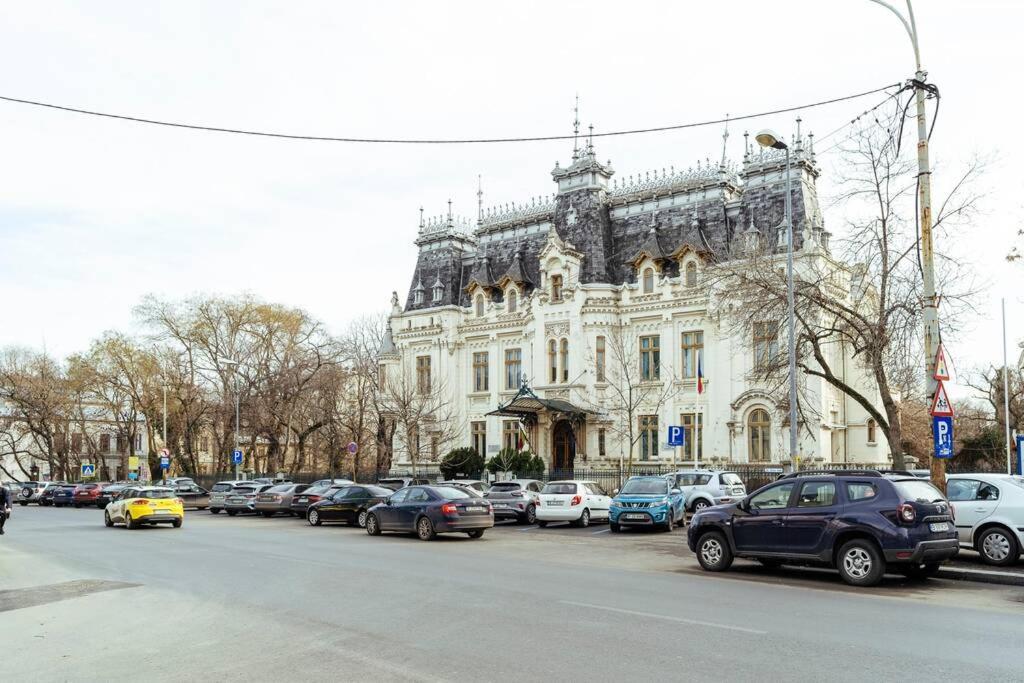 Studio With Private Terrace Next To Cismigiu Bucareste Exterior foto