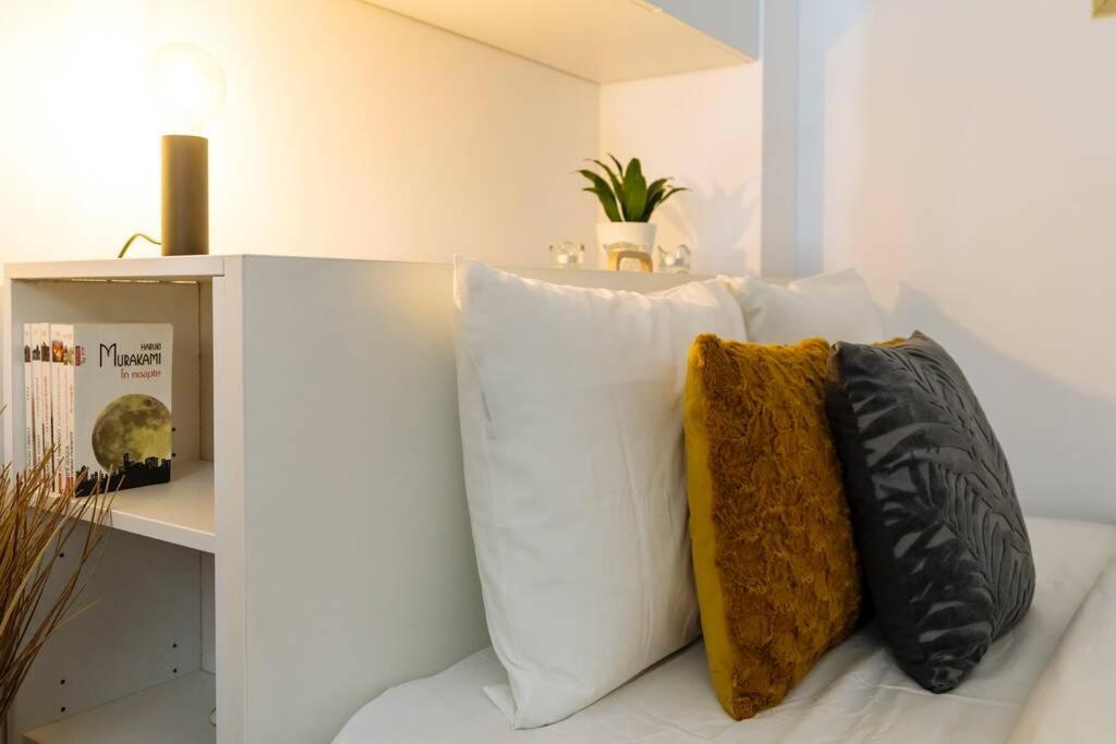 Studio With Private Terrace Next To Cismigiu Bucareste Exterior foto